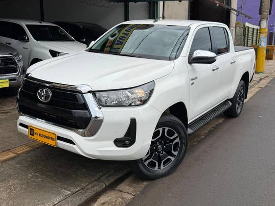 TOYOTA HILUX 2.7 VVT-i FLEX CD SRV 4X2 AUTOMÁTICO